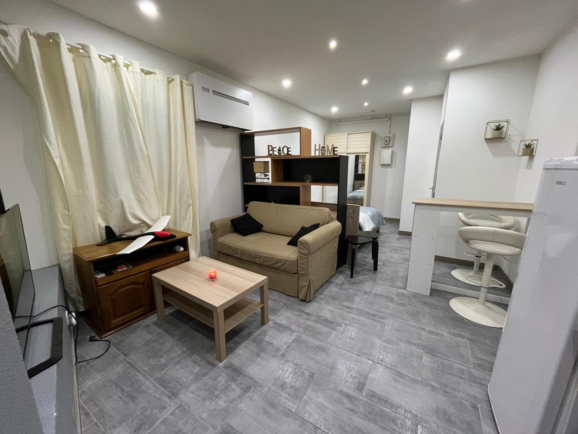 Grand Studio Lunel  Exterior foto